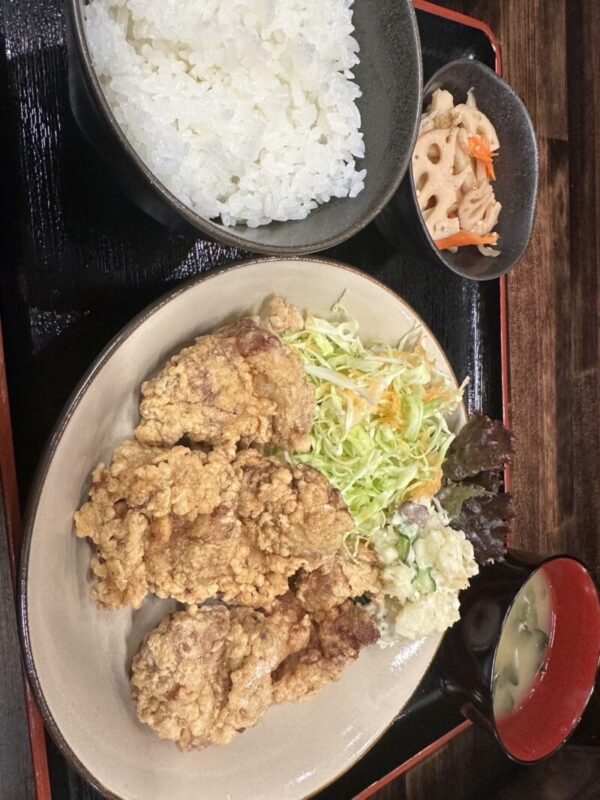 唐揚げ定食